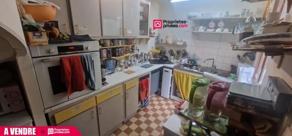 Local commercial et appartement - 110 m² - centre ville de Selles sur Cher