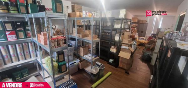 Local commercial et appartement - 110 m² - centre ville de Selles sur Cher