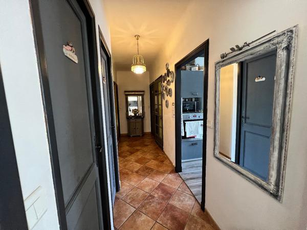 À Maraussan, villa F4 avec piscine et charme unique Maraussan