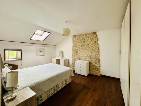 Character Property with Gîte and Development Barn