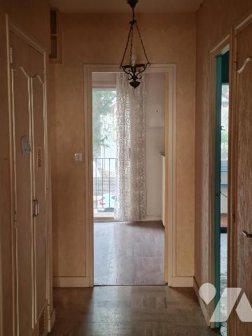 Appartement familial face mer à rénover/QUARTIERS GRANDS HÔTELS 