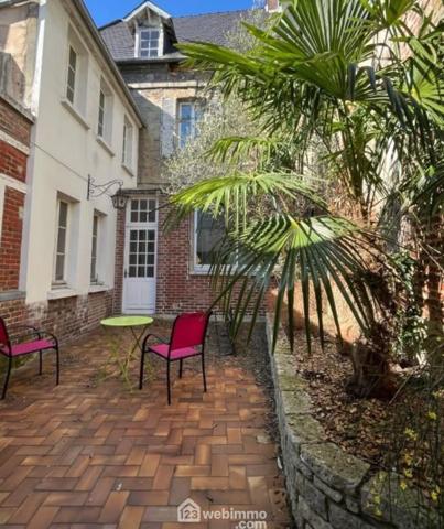 Maison 237 m² à NOYON 60400