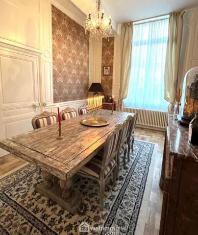Maison 237 m² à NOYON 60400