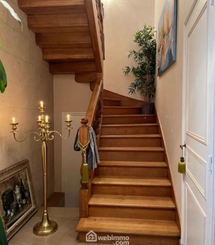 Maison 237 m² à NOYON 60400