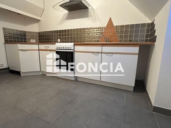 Location Appartement 2 pièces 52.7 m² - 19, ALLEE SULLY Quimper 29000