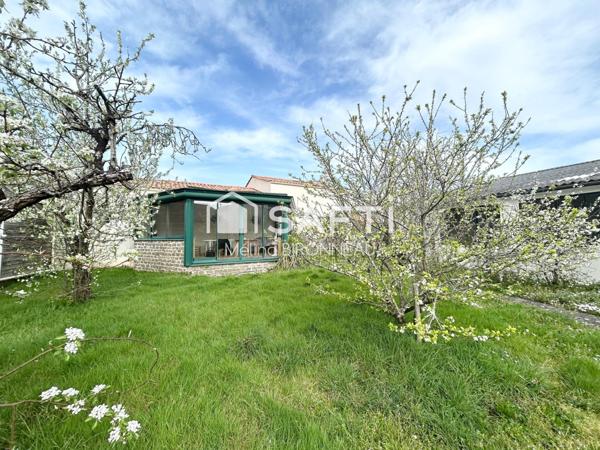 Charmante maison en pierres en plein centre ville