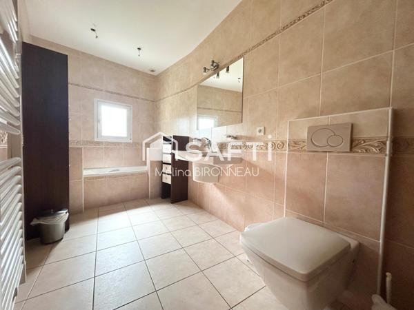 Charmante maison en pierres en plein centre ville