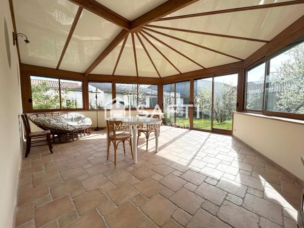 Charmante maison en pierres en plein centre ville