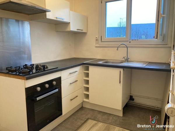 Appartement T3 proche Gare à Laval