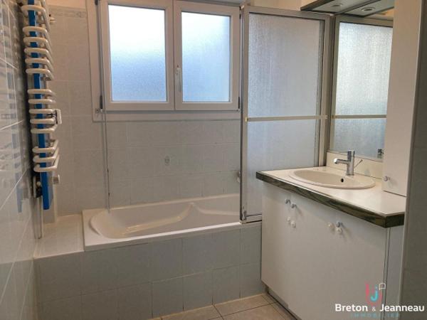 Appartement T3 proche Gare à Laval