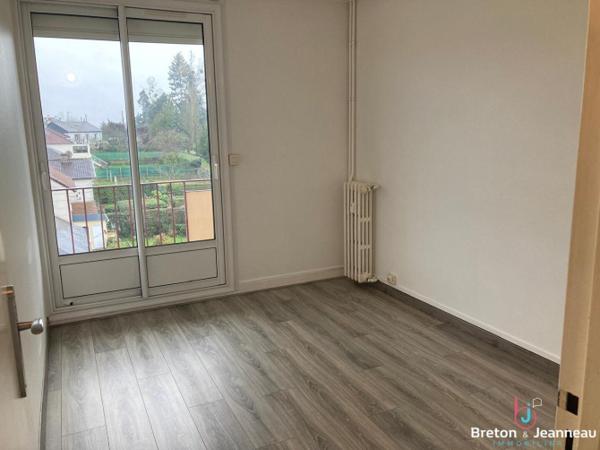 Appartement T3 proche Gare à Laval