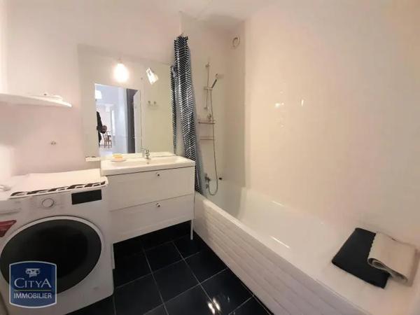 Appartement à louer 3 pièces 70.42m² Saint-André (59350)