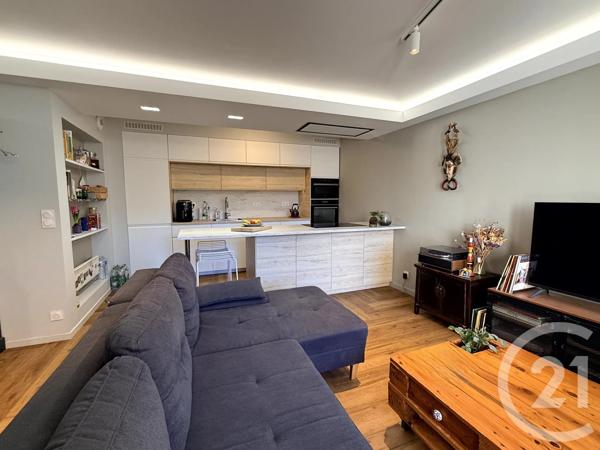 Appartement T3 à vendre  4 pièces - 76,86 m 2   ST QUENTIN  - 02