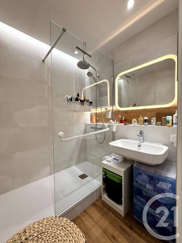 Appartement T3 à vendre  4 pièces - 76,86 m 2   ST QUENTIN  - 02