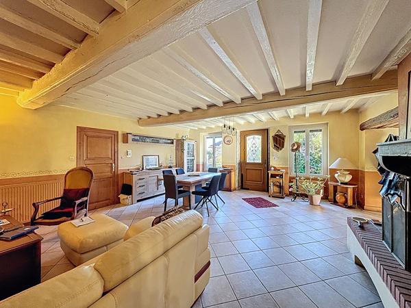 Maison Villieu Loyes Mollon 160m2, 4 chambres, dépendance, vue imprenable!