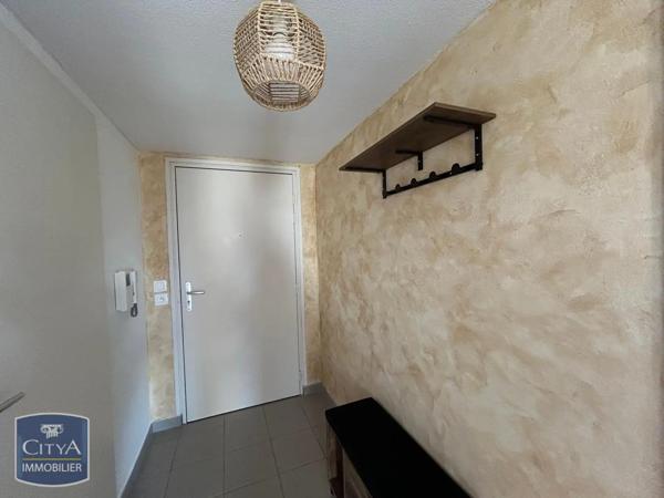 Appartement à louer 2 pièces 47.39m²