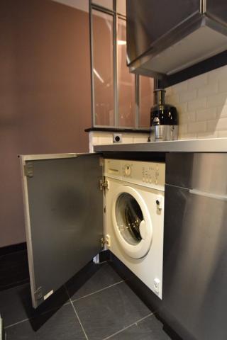 Studio meublé au calme porte Maillot à deux pas du bois de Boulogne