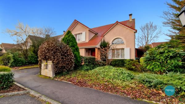 Maison à Mennecy 7 pièces 158 m2