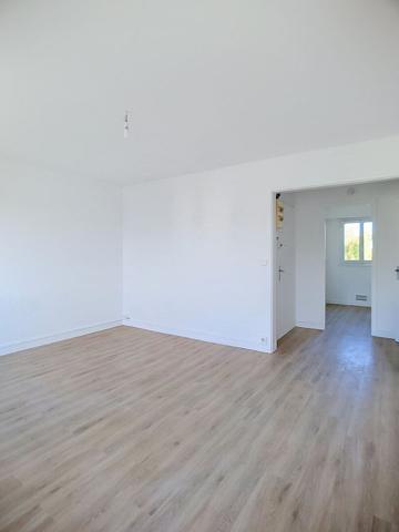 Appartement Etampes 4 pièce(s) 70.81 m2 Le chauffage est compris dans les charges !