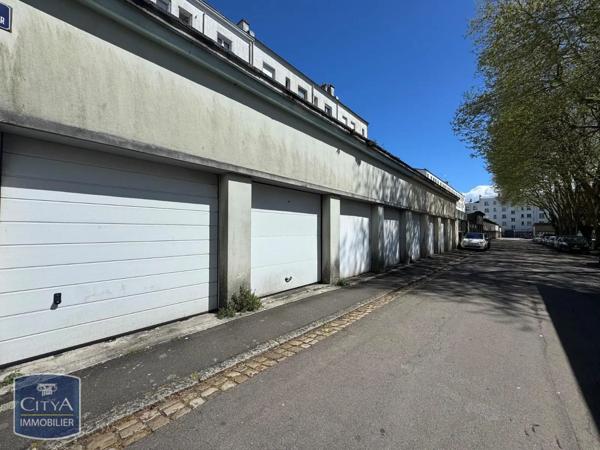 Appartement à louer 3 pièces 86.05m² Brest (29200)