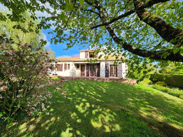 Maison familiale au calme à Azay?le?Brûlé
