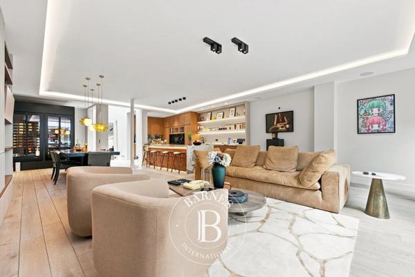 Paris 2ème, Appartement 3 Chambres -  321 m² à vendre