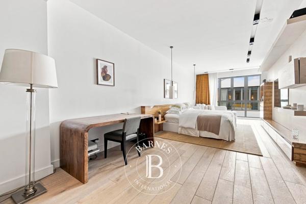 Paris 2ème, Appartement 3 Chambres -  321 m² à vendre