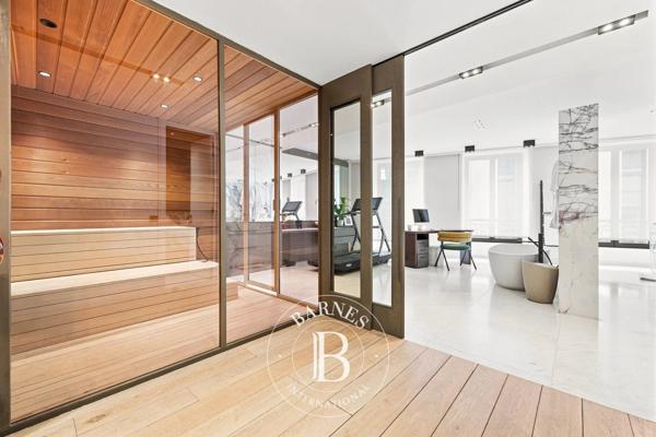 Paris 2ème, Appartement 3 Chambres -  321 m² à vendre