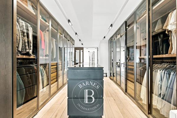 Paris 2ème, Appartement 3 Chambres -  321 m² à vendre