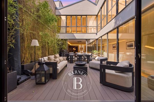 Paris 2ème, Appartement 3 Chambres -  321 m² à vendre