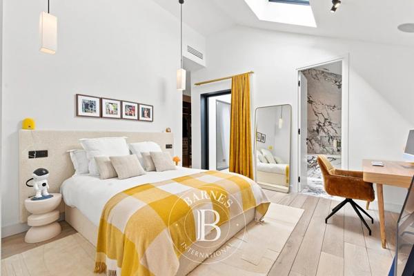 Paris 2ème, Appartement 3 Chambres -  321 m² à vendre