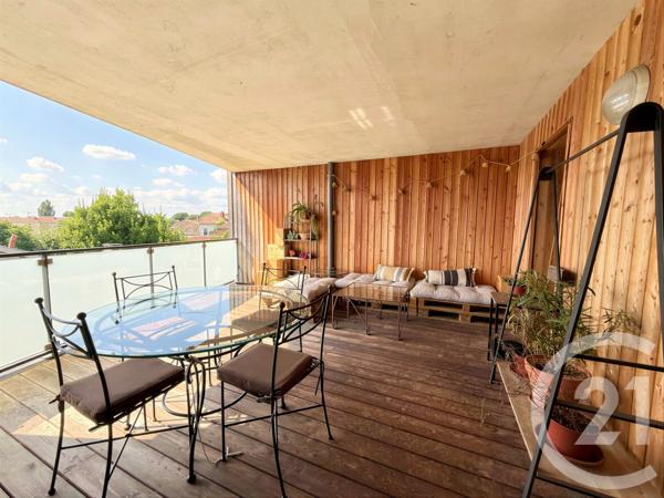 Appartement F3 à vendre  3 pièces - 67,36 m 2   BEGLES  - 33