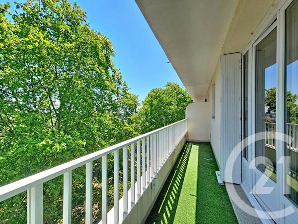 Appartement F3 à vendre  3 pièces - 67,36 m 2   BEGLES  - 33