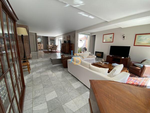 Bourges (18000) COUP DE COEUR pour cette maison de famille