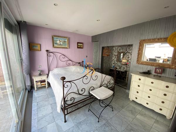 Bourges (18000) COUP DE COEUR pour cette maison de famille