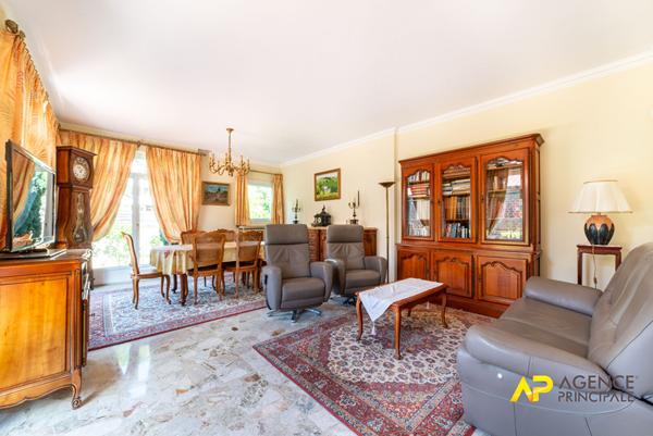 Maison de famille à La Garenne-Colombes : havre de paix ensoleillé €1 260 000 ** - Référence 13865