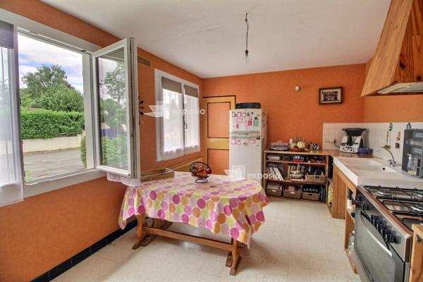 Maison La Creche 5 pièce(s) 742 m2