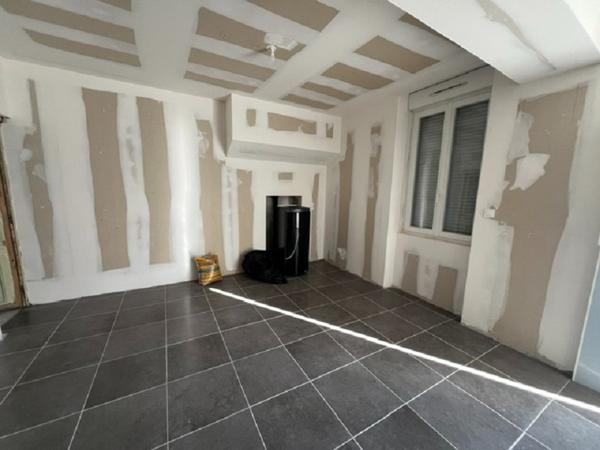 Maison de bourg 4 chambres avec jardin