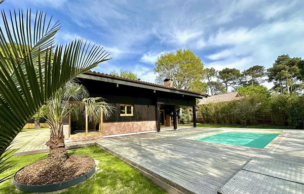 Cap Ferret, plage de Grand Piquey, superbe girolle rénovée, 190 m2, 5 chambres, piscine, sur beau terrain de 1112 m2