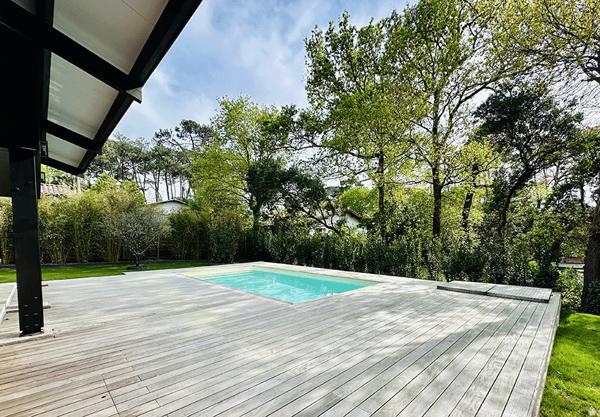Cap Ferret, plage de Grand Piquey, superbe girolle rénovée, 190 m2, 5 chambres, piscine, sur beau terrain de 1112 m2