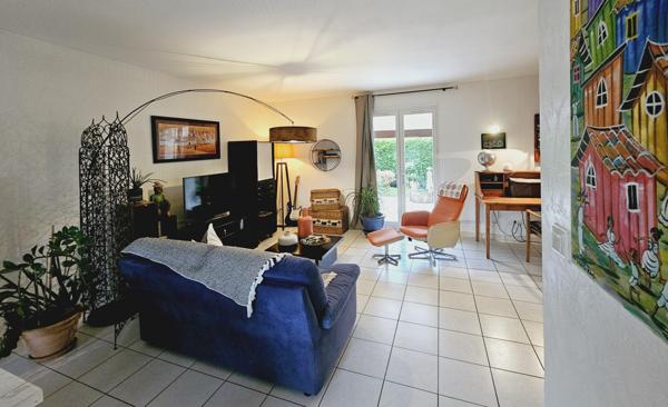 PAVILLON sur SOUS SOL