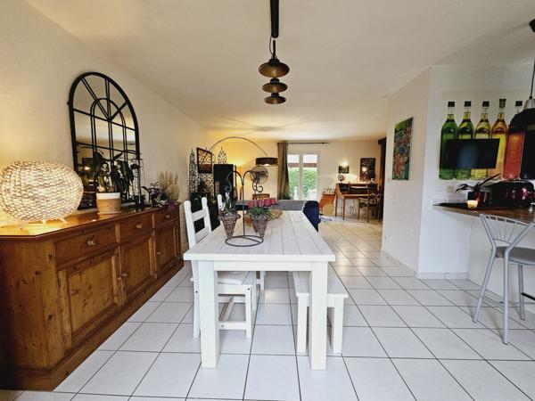 PAVILLON sur SOUS SOL