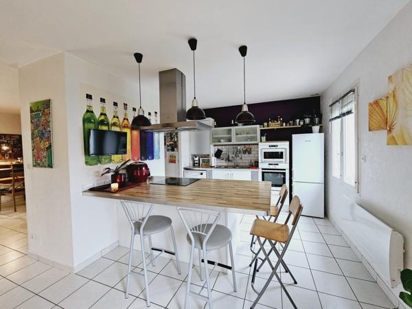 PAVILLON sur SOUS SOL