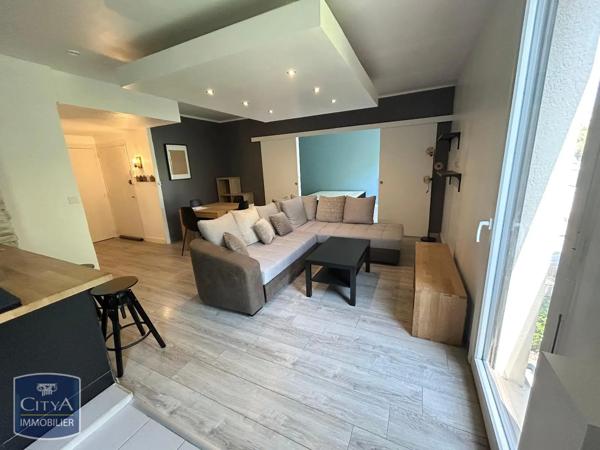 Appartement à louer 2 pièces 57.6m² Le Mans (72000)
