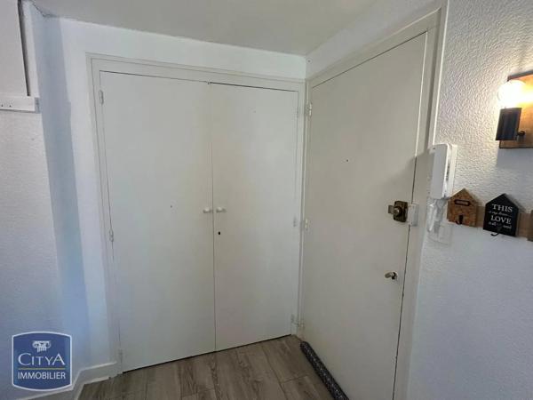 Appartement à louer 2 pièces 57.6m² Le Mans (72000)