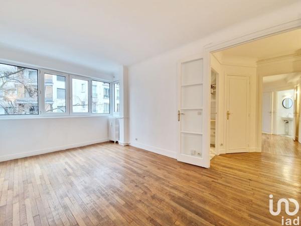 Appartement 3 pièces de 58 m² à Paris (75020)