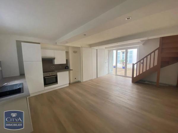 Appartement à louer 3 pièces 54.96m² Dijon (21000)
