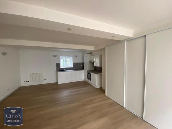 Appartement à louer 3 pièces 54.96m² Dijon (21000)