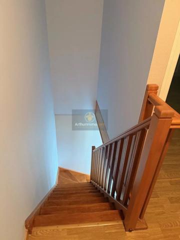 Location Maison 3 pièces 66 m2 à Humes-Jorquenay