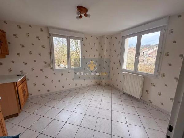 Location Maison 3 pièces 66 m2 à Humes-Jorquenay